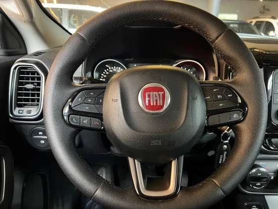FIAT-TORO-1.8 16V EVO FLEX FREEDOM AT6 FIAT-TORO-2016