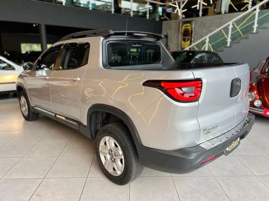 FIAT-TORO-1.8 16V EVO FLEX FREEDOM AT6 FIAT-TORO-2016