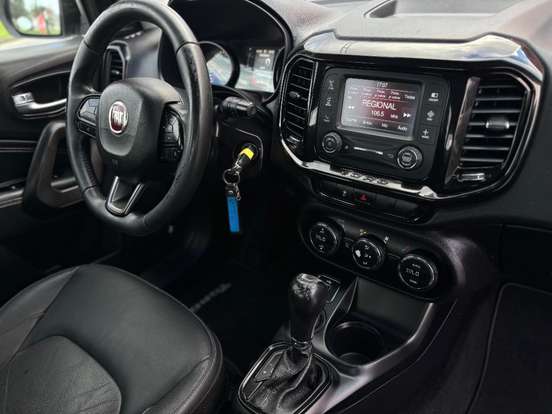 FIAT-TORO-2016