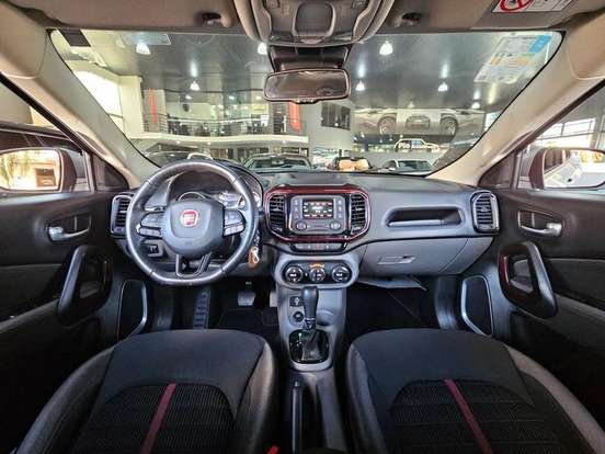 FIAT-TORO-1.8 16V EVO FLEX FREEDOM AT6 FIAT-TORO-2017
