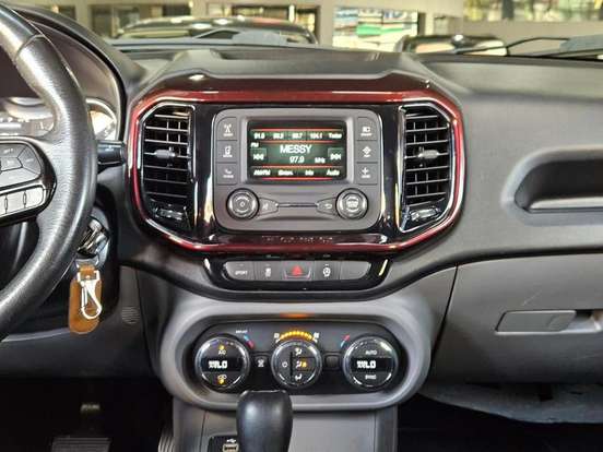 FIAT-TORO-1.8 16V EVO FLEX FREEDOM AT6 FIAT-TORO-2017