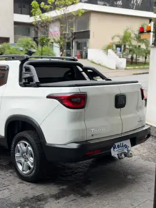 FIAT-TORO-2016