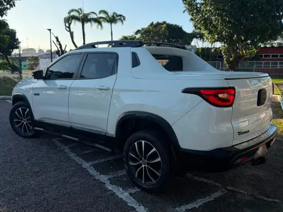 FIAT-TORO-2.0 16V TURBO DIESEL ULTRA 4WD AT9 FIAT-TORO-2020