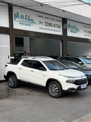 FIAT TORO 2.0 16V TURBO DIESEL VOLCANO 4WD AT9