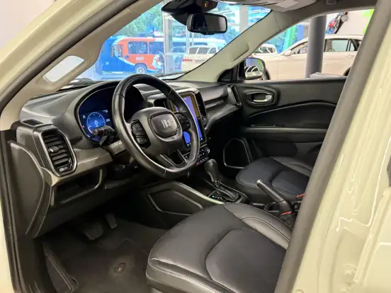 FIAT-TORO-2023