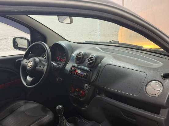 FIAT-UNO-1.4 SPORTING 8V FLEX 2P MANUAL FIAT-UNO-2011