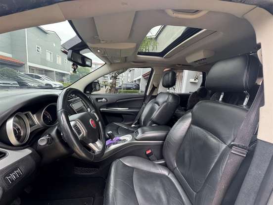 FIAT-FREEMONT-2013