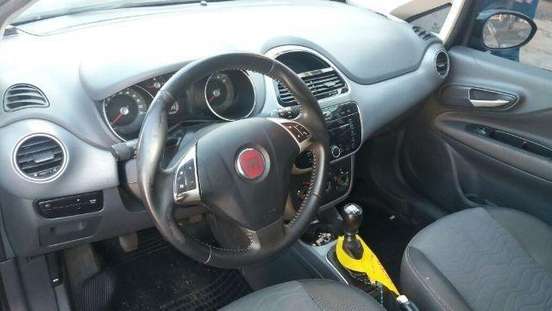 FIAT-PUNTO-2012
