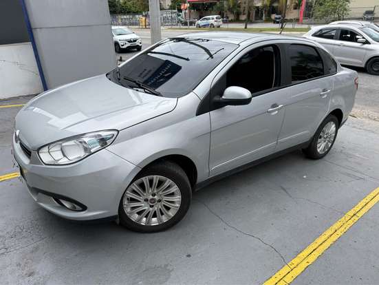 FIAT-SIENA-2011