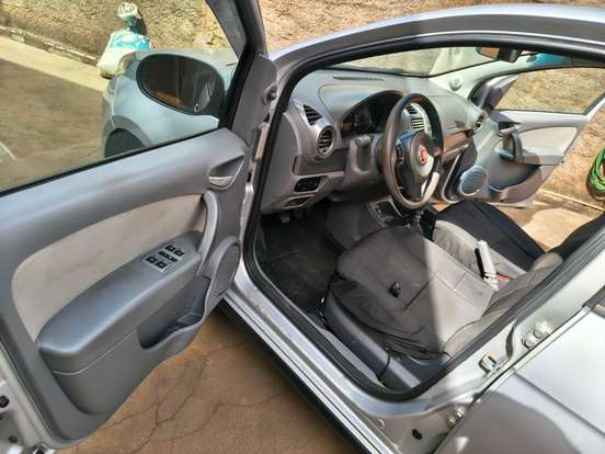 FIAT-SIENA-2013