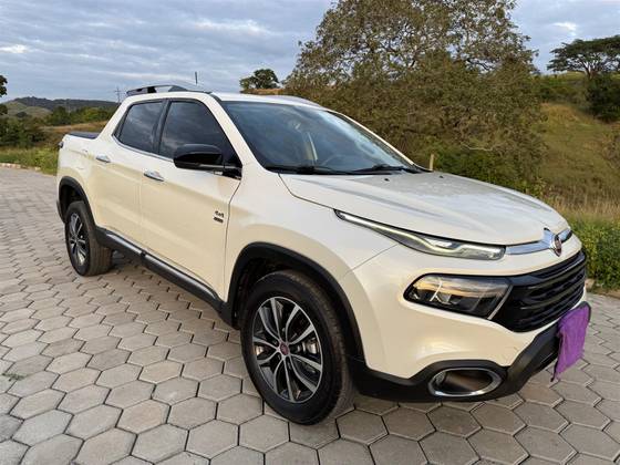 FIAT TORO 2.0 16V TURBO DIESEL VOLCANO 4WD AT9