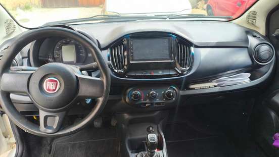 FIAT-UNO-2018
