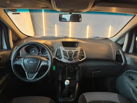 FORD-ECOSPORT-2012
