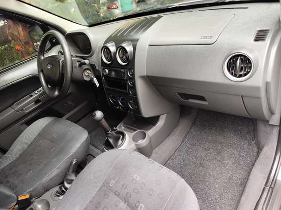 FORD-ECOSPORT-2004