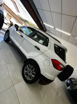 FORD-ECOSPORT-2013