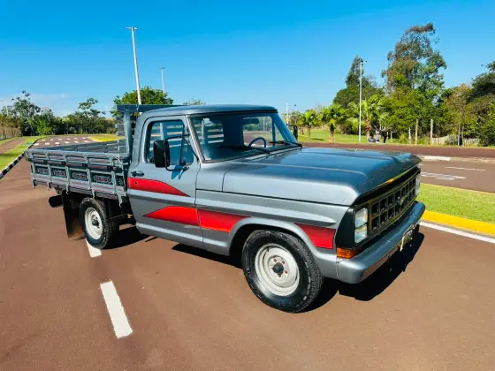 FORD F-1000 3.9 SUPER SÉRIE 4X2 CS 8V TURBO DIESEL 2P MANUAL