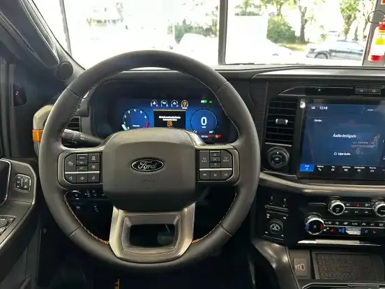 FORD-F-150-2025