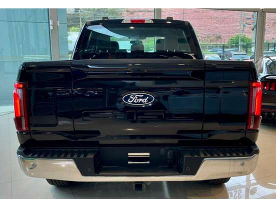 FORD-F-150-5.0 V8 GASOLINA CD LARIAT FX4 AUTOMÁTICO FORD-F-150-2025