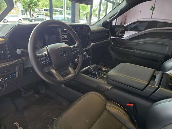 FORD-F-150-2025