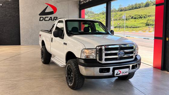 FORD F-250 3.9 XL MAX POWER 4X4 CS DIESEL 2P MANUAL