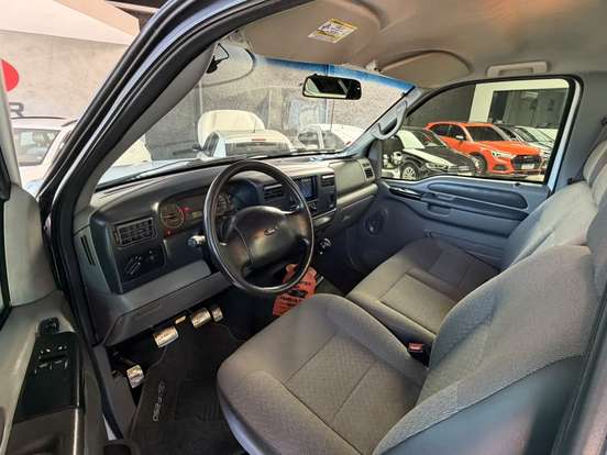 FORD-F-250-3.9 XL MAX POWER 4X4 CS DIESEL 2P MANUAL FORD-F-250-2010
