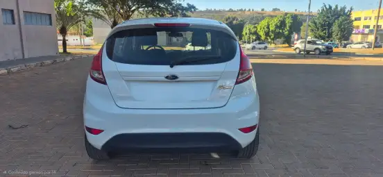 FORD-FIESTA-2015