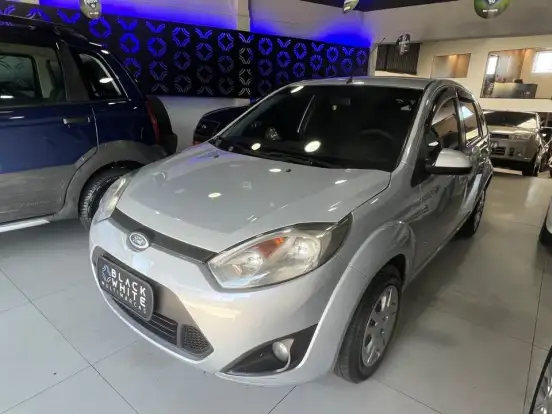 FORD-FIESTA-1.6 ROCAM SE PLUS HATCH 8V FLEX 4P MANUAL FORD-FIESTA-2014