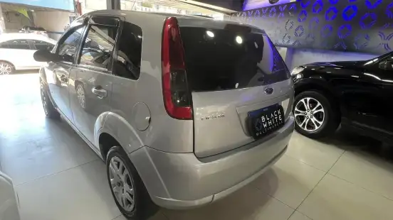 FORD-FIESTA-2014