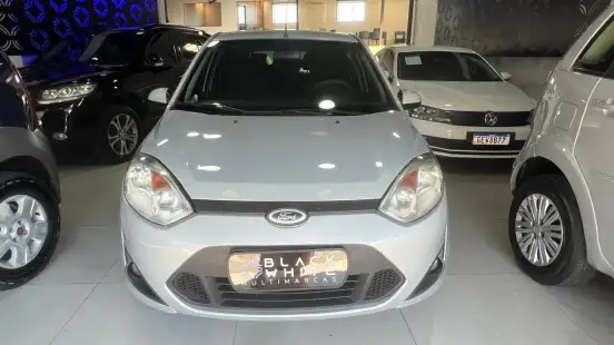 FORD-FIESTA-2014
