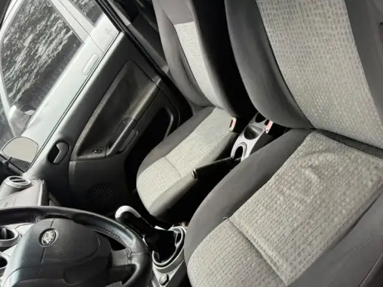 FORD-FIESTA-1.6 ROCAM SEDAN 8V FLEX 4P MANUAL FORD-FIESTA-2013