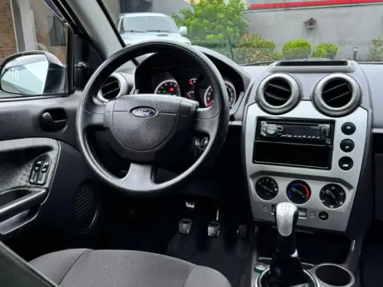 FORD-FIESTA-1.6 SE HATCH 16V FLEX 4P MANUAL FORD-FIESTA-2014