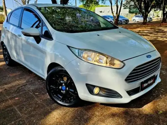 FORD-FIESTA-1.6 SE SEDAN 16V FLEX 4P MANUAL FORD-FIESTA-2015