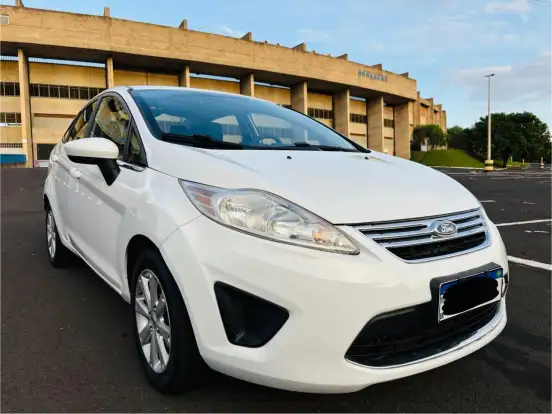 FORD-FIESTA-2011