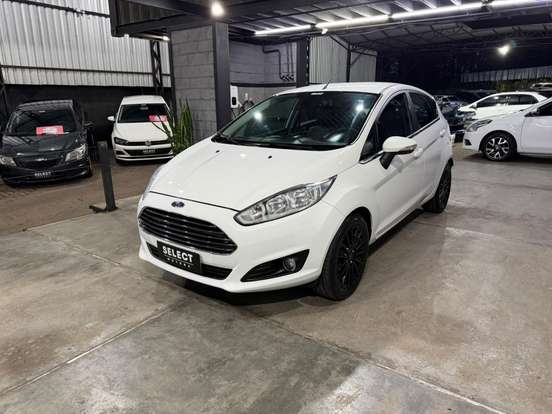 FORD-FIESTA-2016