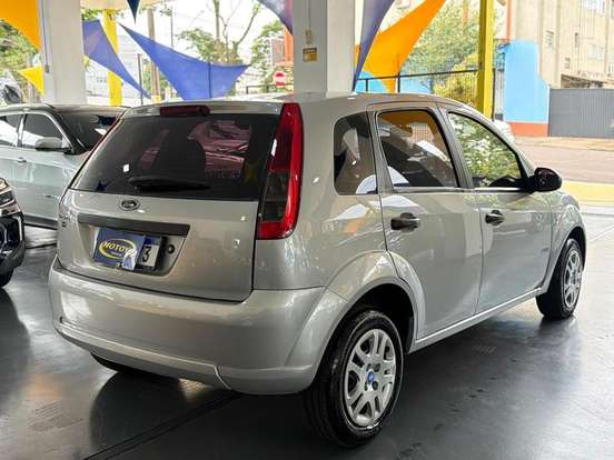 FORD-FIESTA-2013
