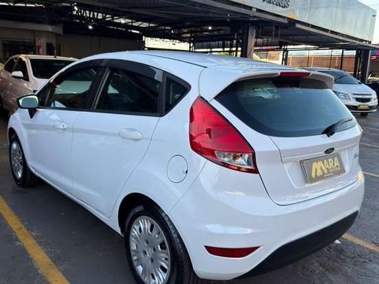 FORD-FIESTA-1.5 SE HATCH 16V FLEX 4P MANUAL FORD-FIESTA-2015