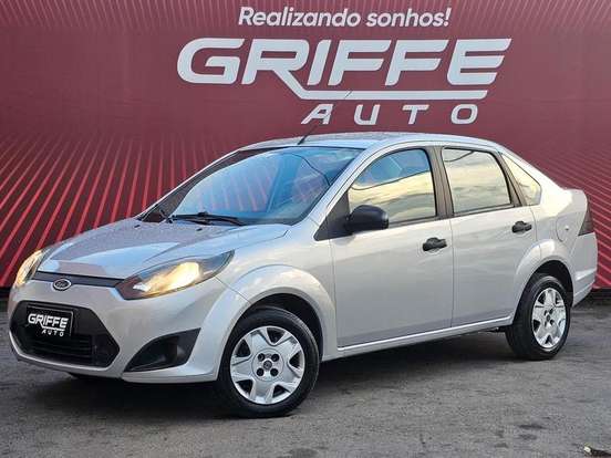 FORD-FIESTA-2010