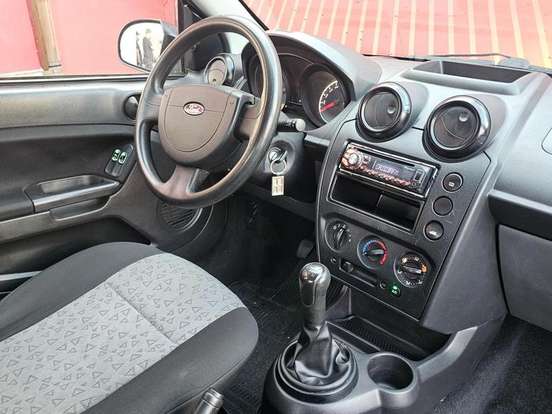 FORD-FIESTA-1.6 MPI CLASS SEDAN 8V FLEX 4P MANUAL FORD-FIESTA-2010