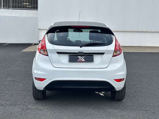 FORD-FIESTA-1.6 SE HATCH 16V FLEX 4P MANUAL FORD-FIESTA-2014