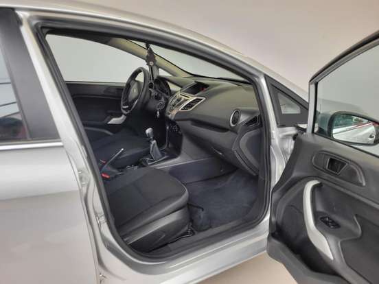 FORD-FIESTA-1.6 SE HATCH 16V FLEX 4P MANUAL FORD-FIESTA-2012