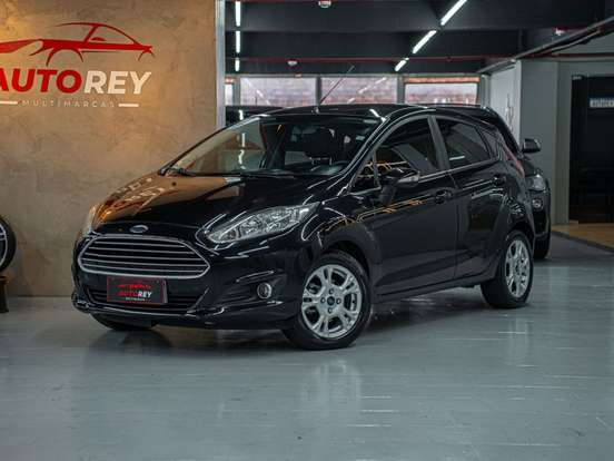 FORD-FIESTA-2014