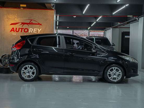 FORD-FIESTA-1.6 SE HATCH 16V FLEX 4P MANUAL FORD-FIESTA-2014