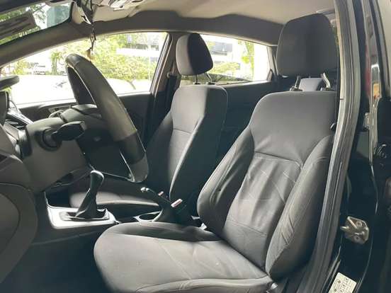 FORD-FIESTA-1.6 SE SEDAN 16V FLEX 4P MANUAL FORD-FIESTA-2015