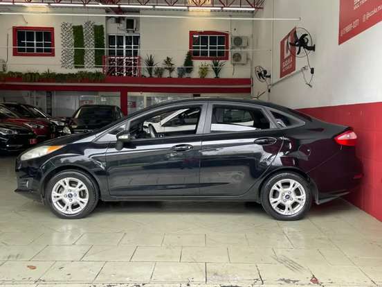 FORD-FIESTA-2015