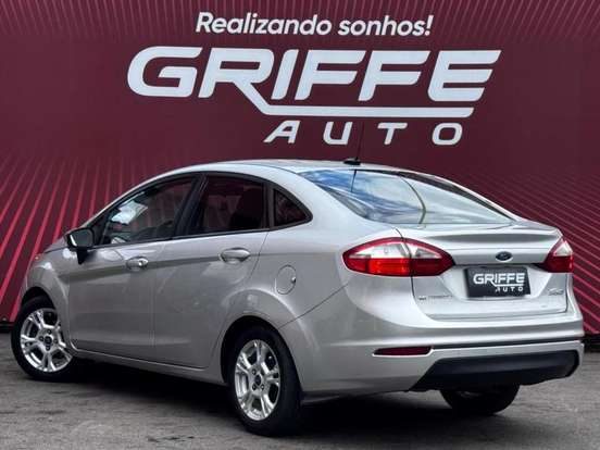 FORD-FIESTA-1.6 SE SEDAN 16V FLEX 4P POWERSHIFT FORD-FIESTA-2013