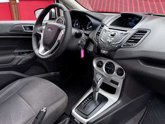 FORD-FIESTA-2013