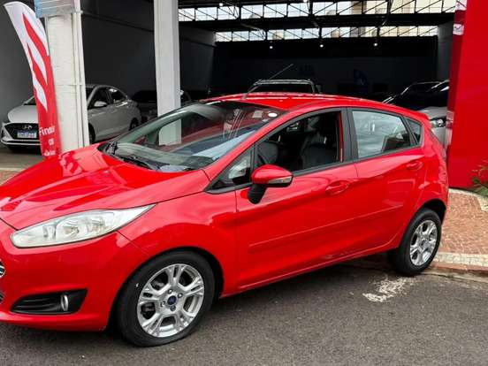 FORD-FIESTA-1.6 TITANIUM HATCH 16V FLEX 4P AUTOMÁTICO FORD-FIESTA-2013