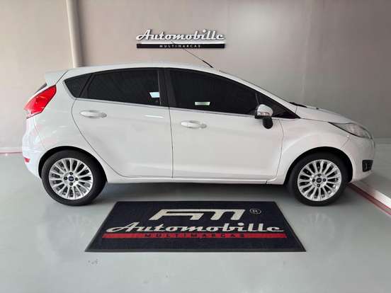 FORD-FIESTA-2013