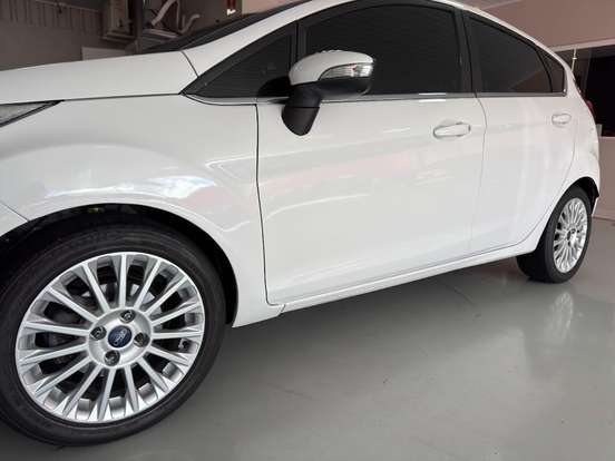 FORD-FIESTA-2013
