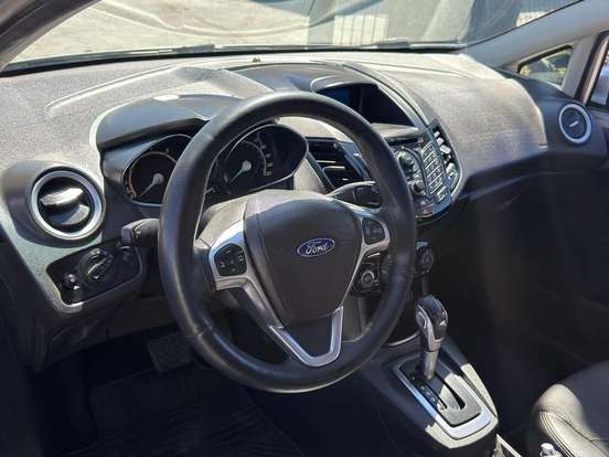 FORD-FIESTA-2013
